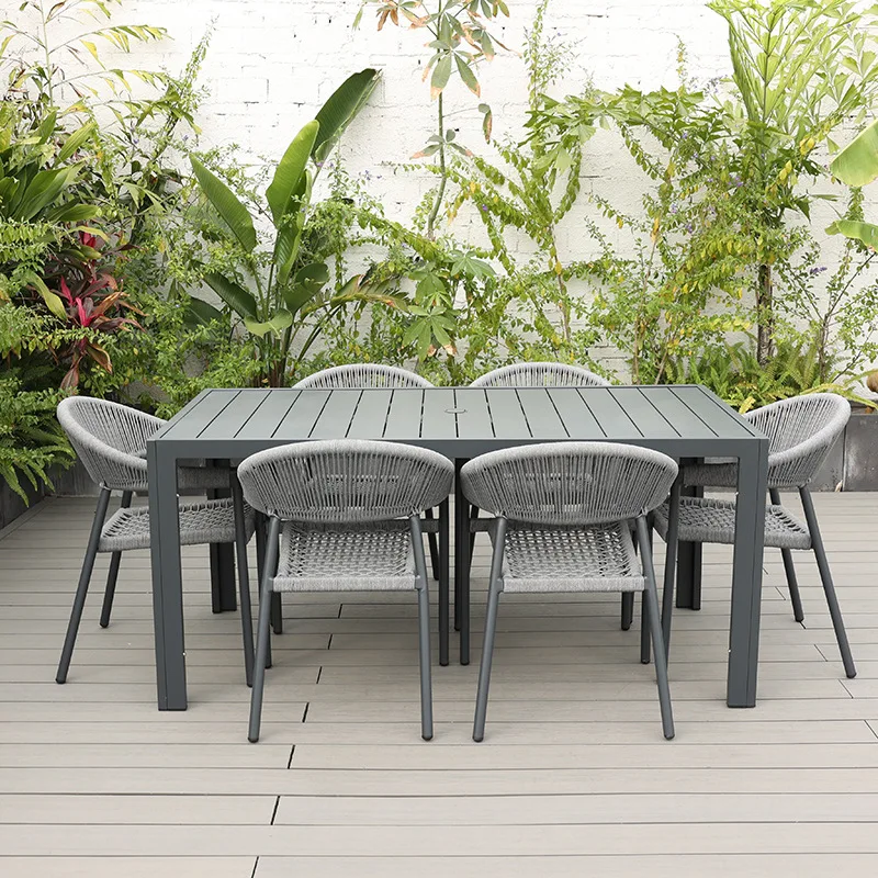 Sedia da pranzo in rattan con  - Outdoor Furniture Metal Chairs recensione e prezzo